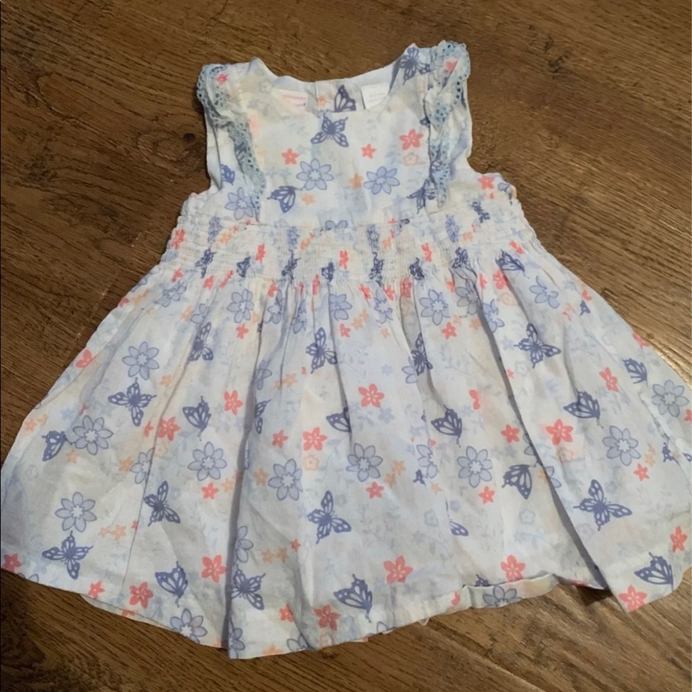 Girls butterfly dress 0-3 months
